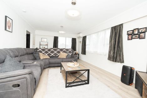 Photo of property in 54 Morrow Avenue, St Andrews, Hamilton, 3200