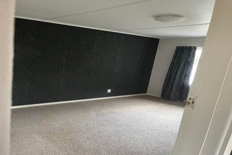 Photo of property in 3/1068 Fergusson Drive, Clouston Park, Upper Hutt, 5018