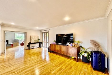 Photo of property in 12 Keating Rise, Northcross, Auckland, 0632