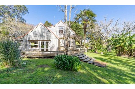 Photo of property in 542 Kerikeri Road, Kerikeri, 0293