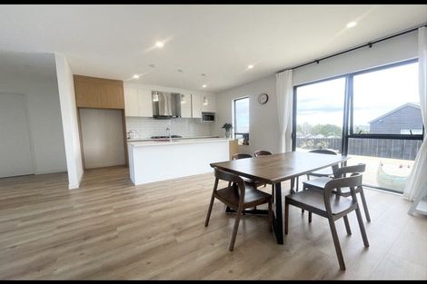 Photo of property in 15 Arawaru Avenue, Wainui, Silverdale, 0992