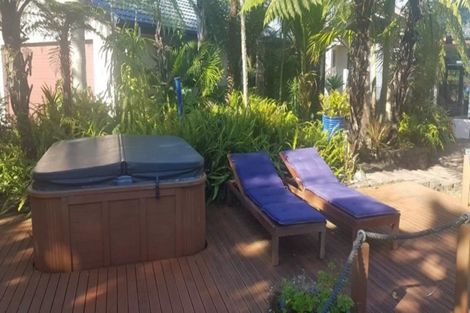 Photo of property in 28 Wallace Loop Road, Koputaroa, Levin, 5571