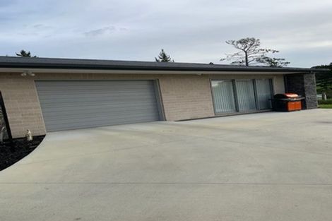 Photo of property in 51-53 Shaw Road, Oratia, Auckland, 0604