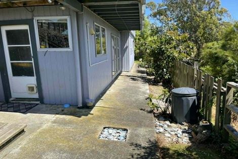 Photo of property in 34 Mark Avenue, Paparangi, Wellington, 6037