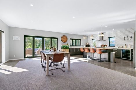 Photo of property in 195 Muhunoa Road East, Ohau, Levin, 5570