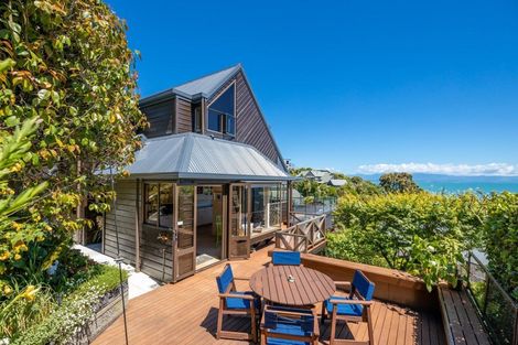 Photo of property in 2 The Cliffs, Britannia Heights, Nelson, 7010