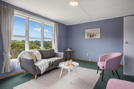 Photo of property in 83 Bell Street, Tawa, Wellington, 5028