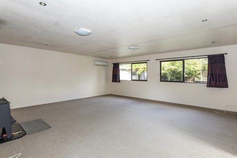 Photo of property in 14 Saint Cuthbert Place, Omarama, 9412