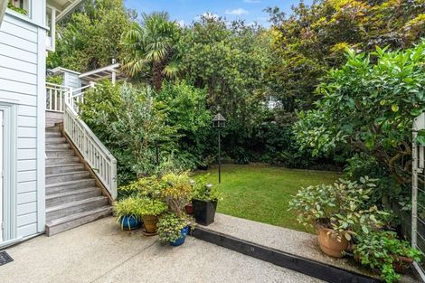 Photo of property in 1 Kapai Road, Devonport, Auckland, 0624