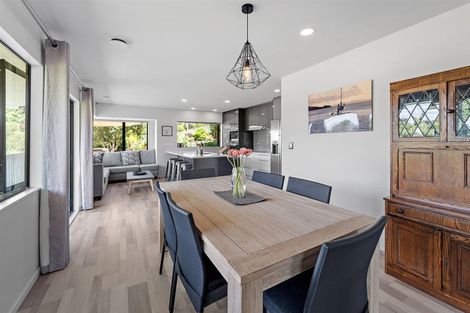 Photo of property in 8 Emlyn Place, Torbay, Auckland, 0630