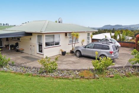 Photo of property in 2 Hastie Lane, Kaiwaka, 0573