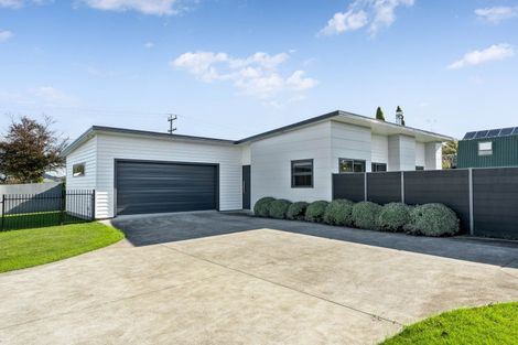 Photo of property in 1 Plains Avenue, Masterton, 5810