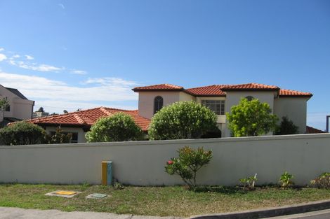 Photo of property in 6 Rosella Place, Murrays Bay, Auckland, 0630