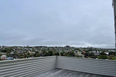 Photo of property in 463 Beach Road, Murrays Bay, Auckland, 0630