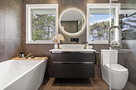 Photo of property in 90 Mcentee Road, Waitakere, Auckland, 0816