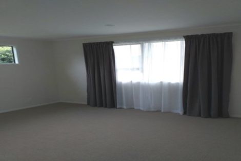 Photo of property in 74 Lynn Road, Bayview, Auckland, 0629