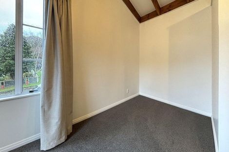 Photo of property in 17 Hookway Grove, Paraparaumu, 5032