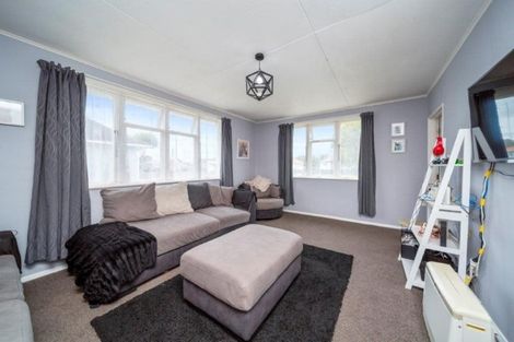 Photo of property in 285 South Road, Hawera, 4610