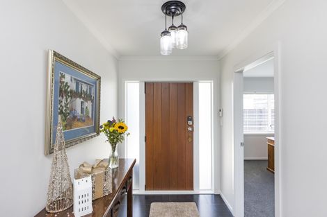 Photo of property in 2 Morocco Terrace, Kelvin Grove, Palmerston North, 4414