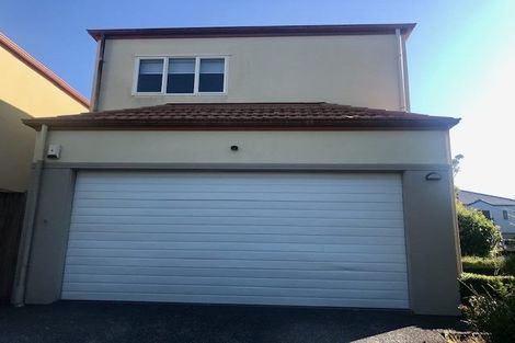 Photo of property in 18 Stolford Crescent, New Lynn, Auckland, 0600