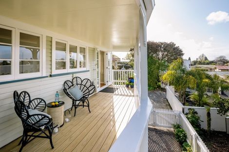 Photo of property in 27 Mansel Avenue, Hillcrest, Hamilton, 3216