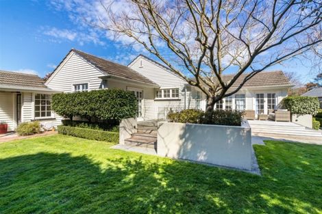 Photo of property in 11 Joyce Crescent, Ilam, Christchurch, 8041