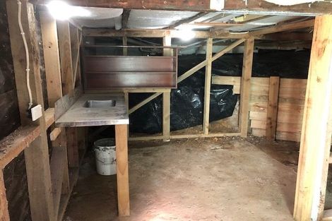 Photo of property in 65 Tane Road, Laingholm, Auckland, 0604