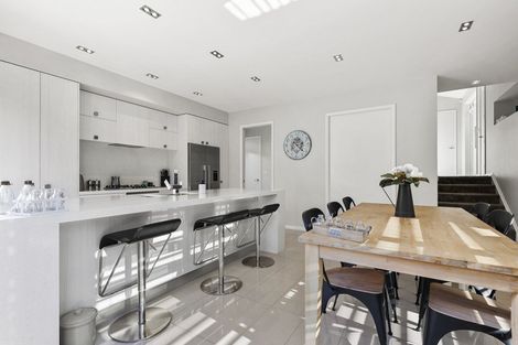 Photo of property in 35d Oceanbeach Road, Mount Maunganui, 3116