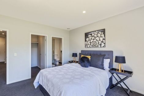 Photo of property in 7 Frederick Place, Whalers Gate, New Plymouth, 4310