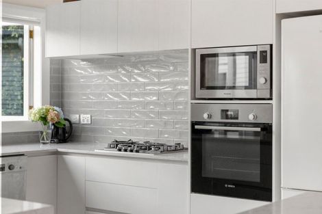 Photo of property in 81 Hall Street, Cambridge, 3434