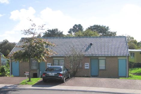 Photo of property in 11/12 Blueridge Close, Sunnyvale, Auckland, 0612