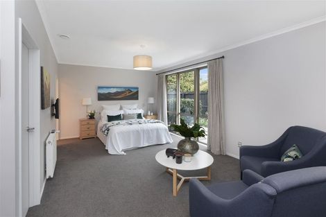 Photo of property in 135a Avonhead Road, Avonhead, Christchurch, 8042