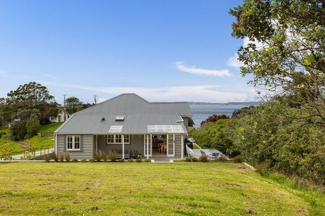 Photo of property in 204 Cape Rodney Road, Leigh, 0985