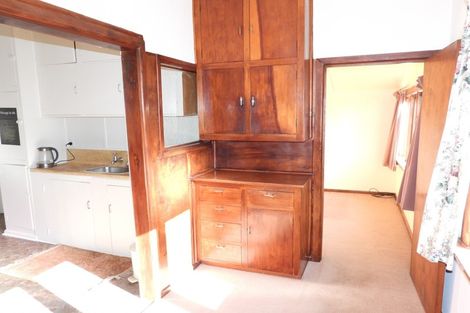 Photo of property in 18 Lincoln Street, Hampden, 9410