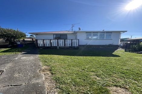 Photo of property in 114 Driver Crescent, Cannons Creek, Porirua, 5024