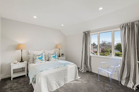 Photo of property in 152 Avonhead Road, Avonhead, Christchurch, 8042