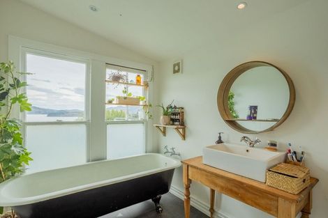 Photo of property in 2 Shackleton Terrace, Lyttelton, 8082