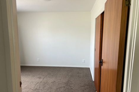 Photo of property in 1/40 Coronation Road, Hillcrest, Auckland, 0627