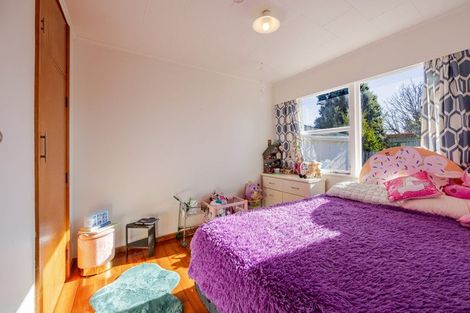 Photo of property in 18 Howard Road, Taradale, Napier, 4112