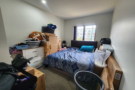 Photo of property in 8b Carlos Drive, Flat Bush, Auckland, 2016