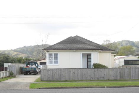 Photo of property in 85 Waddington Drive, Naenae, Lower Hutt, 5011
