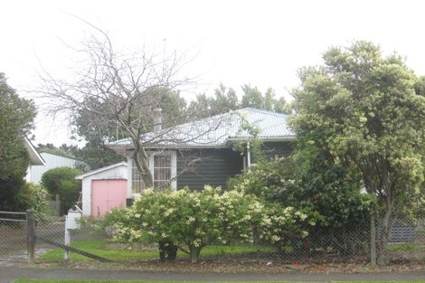 Photo of property in 7 Calgher Avenue, Waitara, 4320