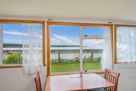 Photo of property in 7 Hartley Street, Foxton Beach, Foxton, 4815