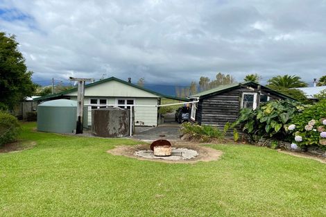 Photo of property in 3 Wharf Road, Karamea, 7893