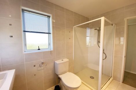 Photo of property in 22 Pine Harbour Parade, Beachlands, Auckland, 2018