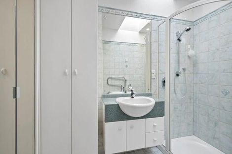 Photo of property in 1/2 The Esplanade, Eastern Beach, Auckland, 2012