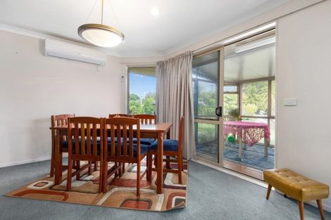 Photo of property in 2 Mews Place, Forest Lake, Hamilton, 3200