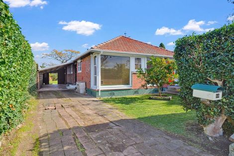 Photo of property in 59 Weston Avenue, Roslyn, Palmerston North, 4414