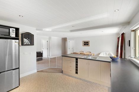 Photo of property in 15 Shanahan Lane, Arrowtown, 9302