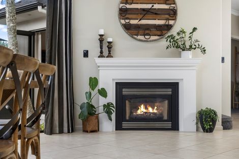 Photo of property in 2 Santa Monica Drive, Papamoa Beach, Papamoa, 3118